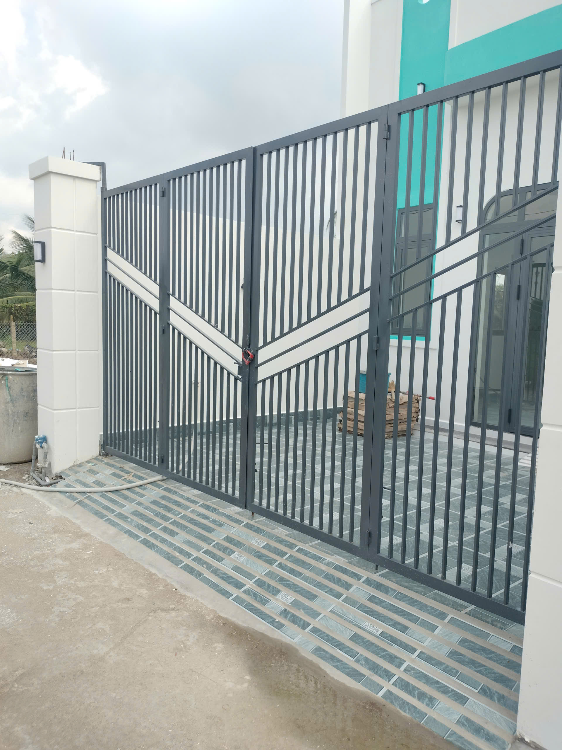 Thi công cửa cổng nhà phố biệt thự Cửa cổng nhà phố biệt thự đẹp tại Tiền Giang