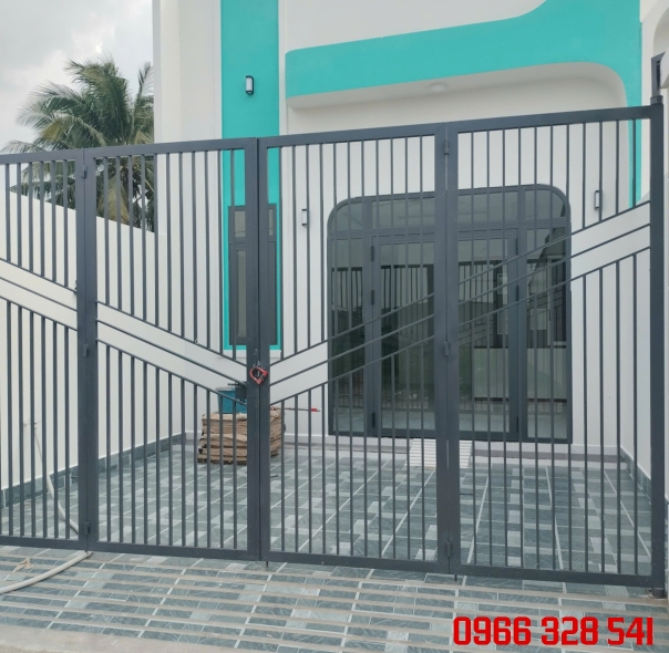 NHÀ THẦU CỬA CỔNG TIỀN GIANG