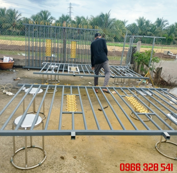 Cổng sắt , Châu Thành Tiền Giang.0966328541