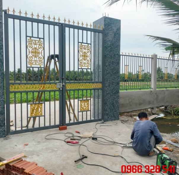 Cổng sắt , Châu Thành Tiền Giang.0966328541