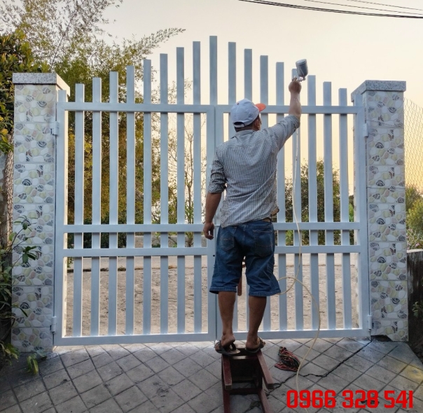 LẮP CỬA CỔNG TIỀN GIANG